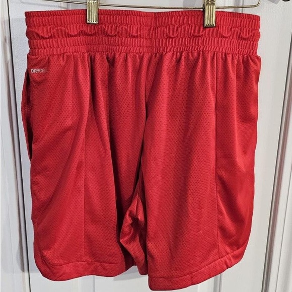 Puma women’s basketball shorts - Picture 2 of 3